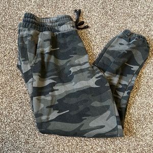 Wild Fable Green Camo Cinch Sweatpants